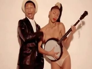 Robin Thicke - Blurred Lines Ft. T.i. Pharrell Naked film