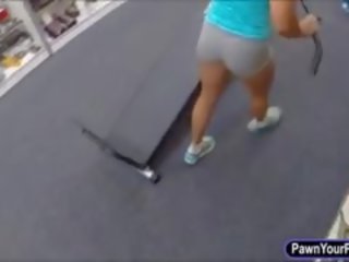 Muscular Chick Let The fellow Fuck Her Hard Inside The Pawnshop