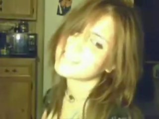 Teen clips Her Body On Stickam